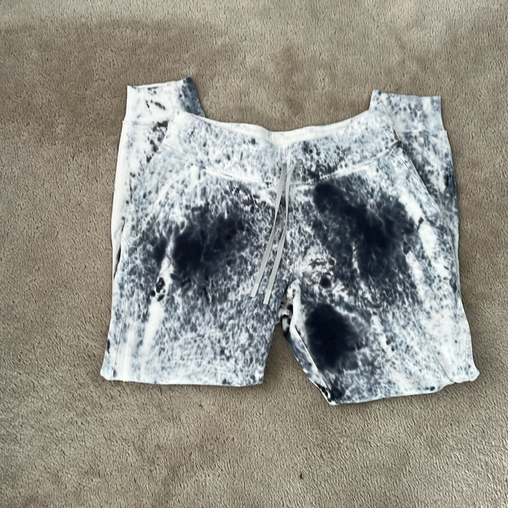 Like new Lululemon Tie dye warm down joggers